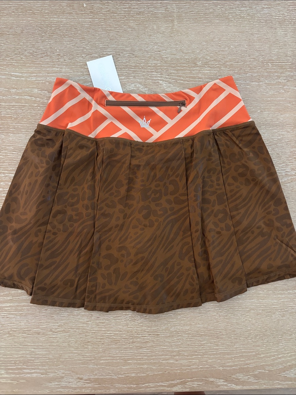 NWT CROWNED ATHLETICS WOMENS RUNDISNEY DISNEY SKIRT SKORT ANINAL KINGDOM MEDIUM - Picture 4 of 4